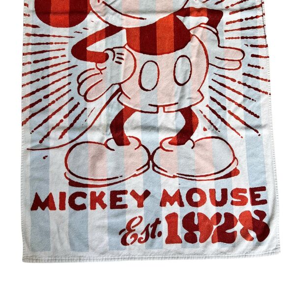 Vintage Mickey Mouse Beach Towel Red Authentic Disney Parks Retro Souvenir NICE! - Picture 2 of 12